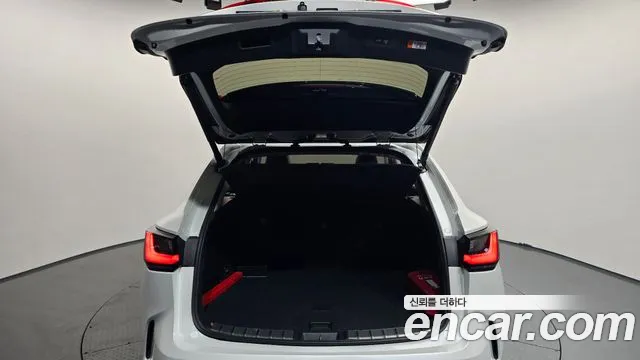 Lexus NX 2024