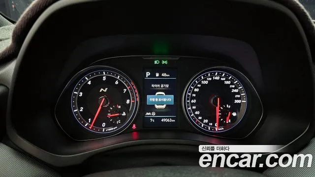 Hyundai Veloster 2021