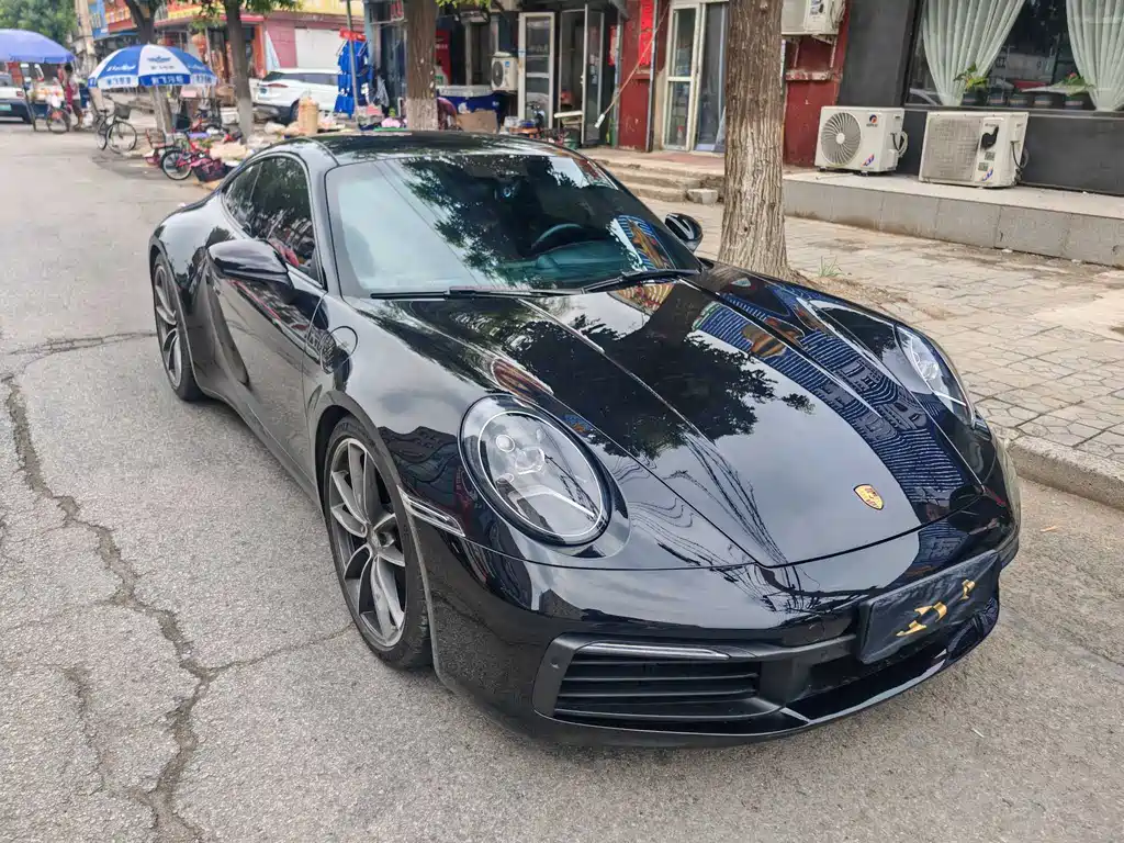 Porsche 911 2021