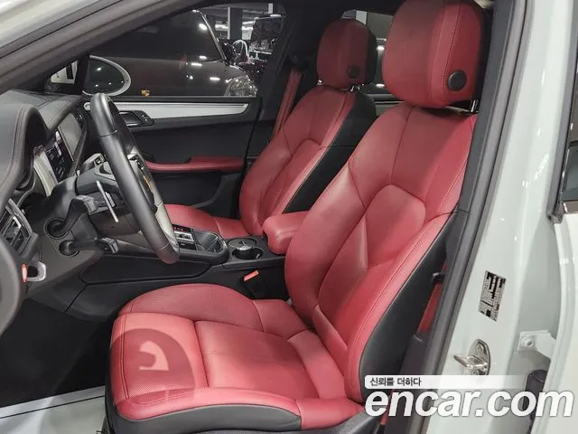 Porsche Macan 2022
