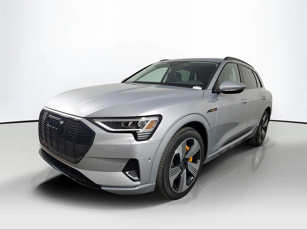 Audi e-tron 2023