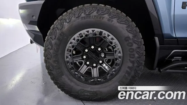GMC Hummer EV 2024