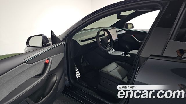 Tesla Model Y 2026