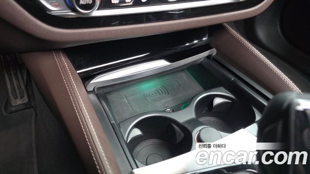 BMW 5 серии 2023