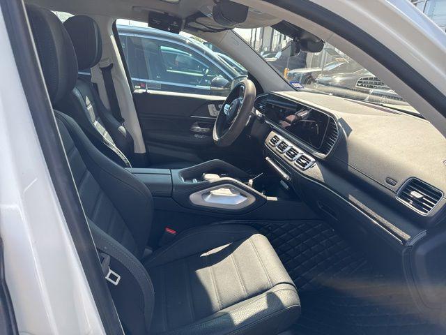 Mercedes-Benz GLS 580 2023