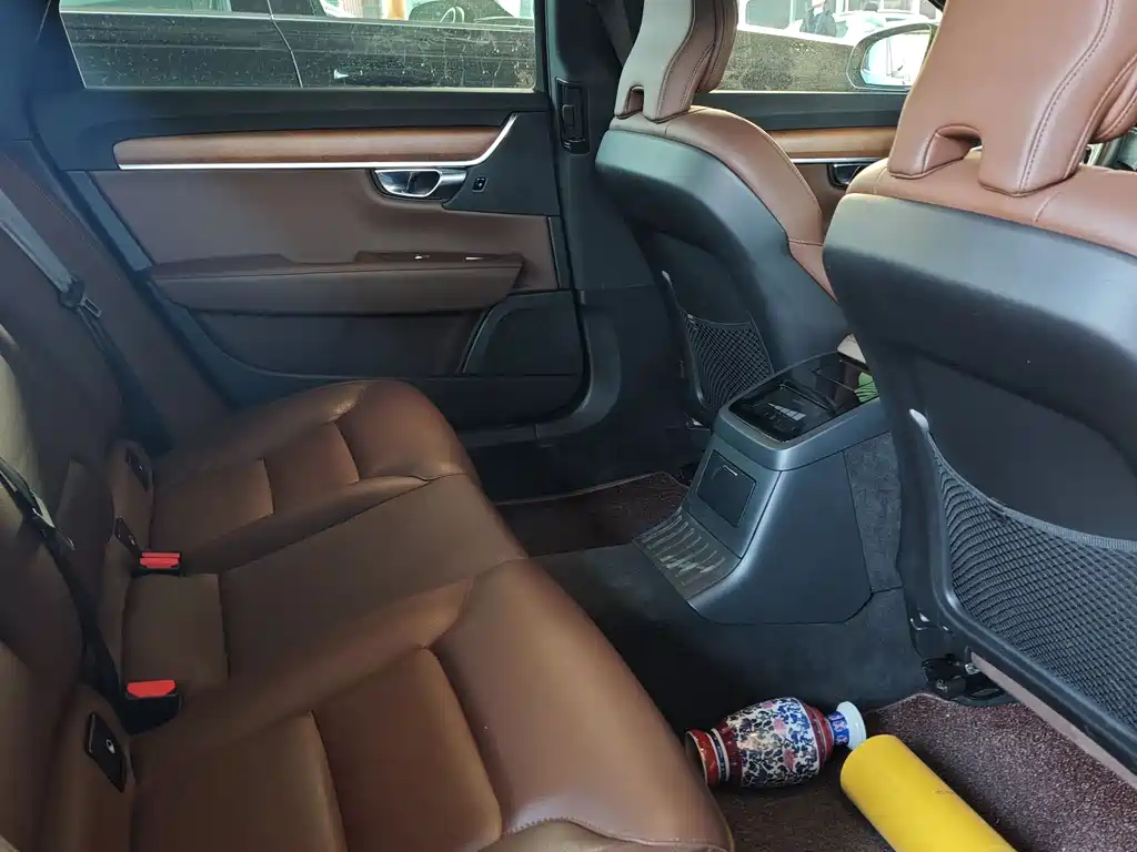 Volvo S90 2021