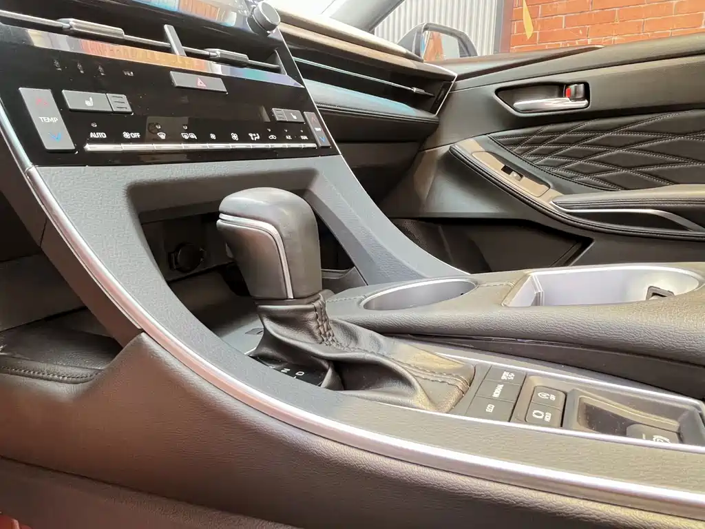Toyota Avalon 2022