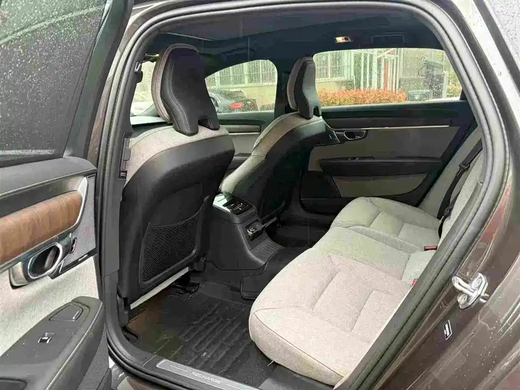 Volvo S90 2021