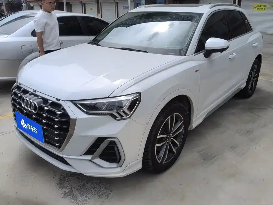 Audi Q3 2021
