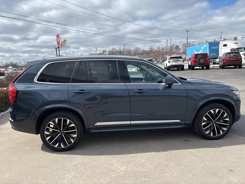 Volvo XC90 2025