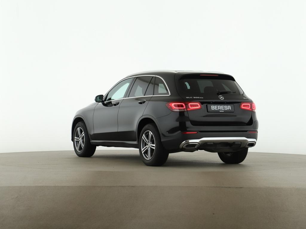 Mercedes-Benz GLC 300 2022