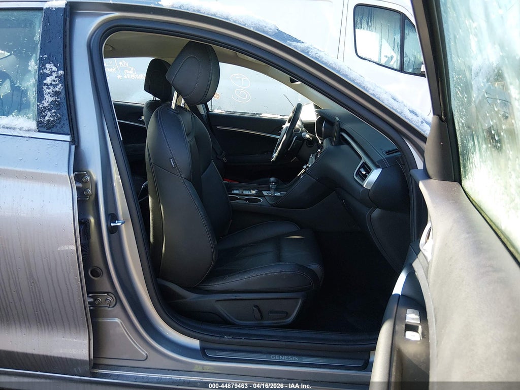 Genesis G70 2025