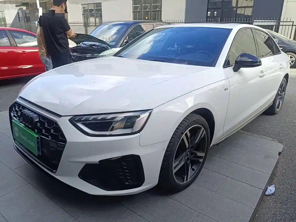 Audi A4 2022