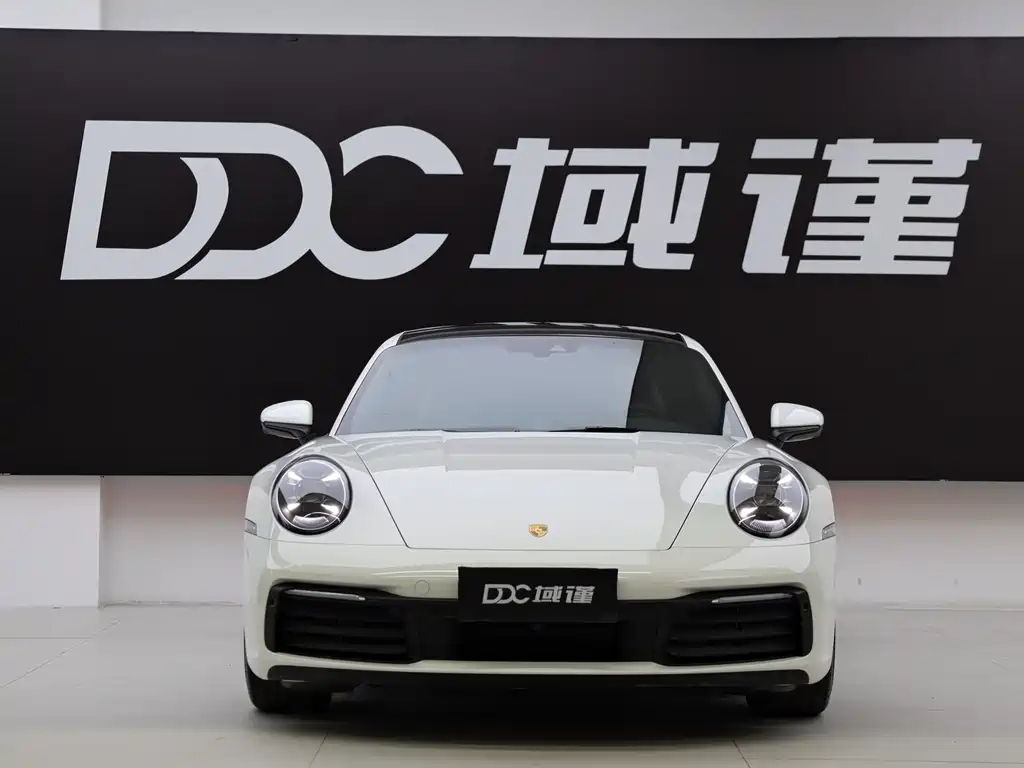 Porsche 911 2021