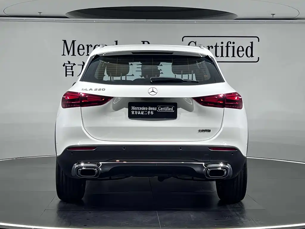 Mercedes-Benz GLA 2024
