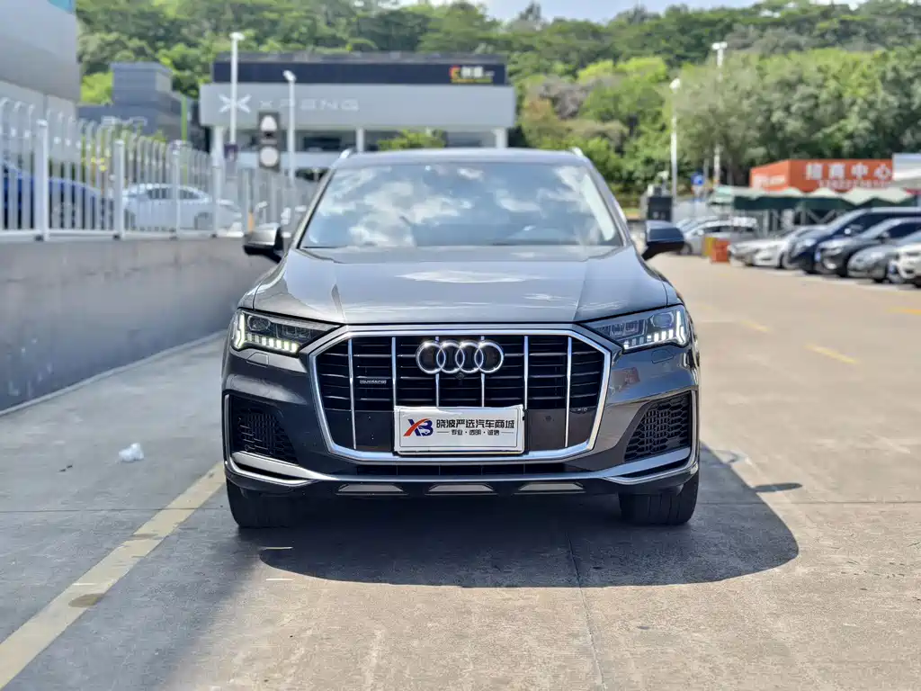Audi Q7 2021