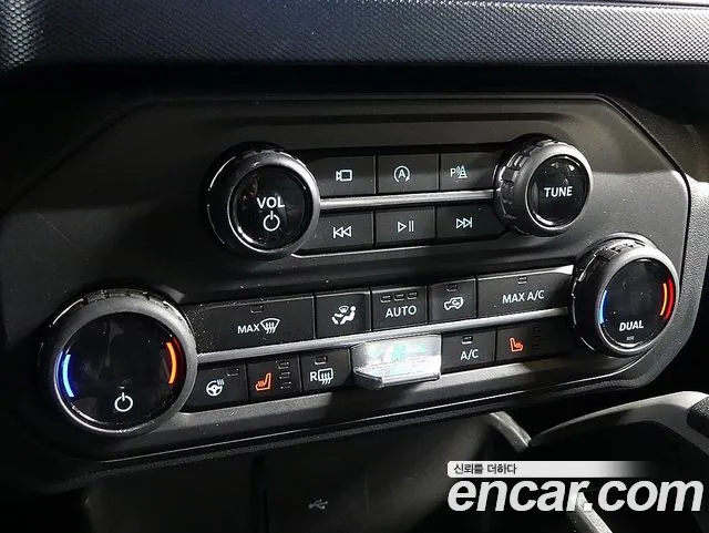 Ford Bronco 2023