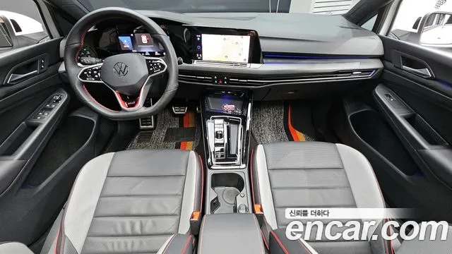 Volkswagen Golf 2023