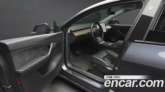 Tesla Model Y 2021