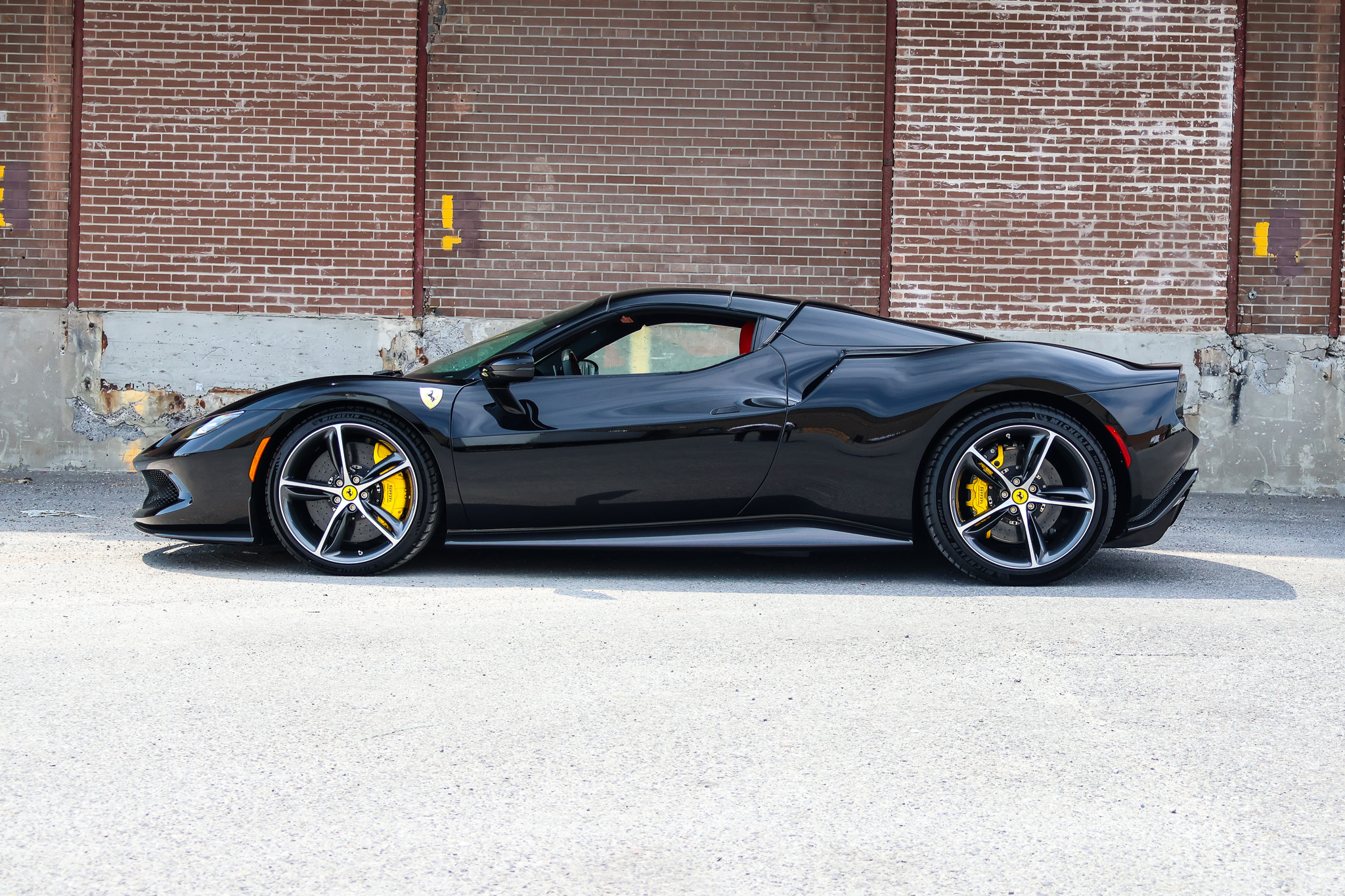 Ferrari 296 GTS 2024