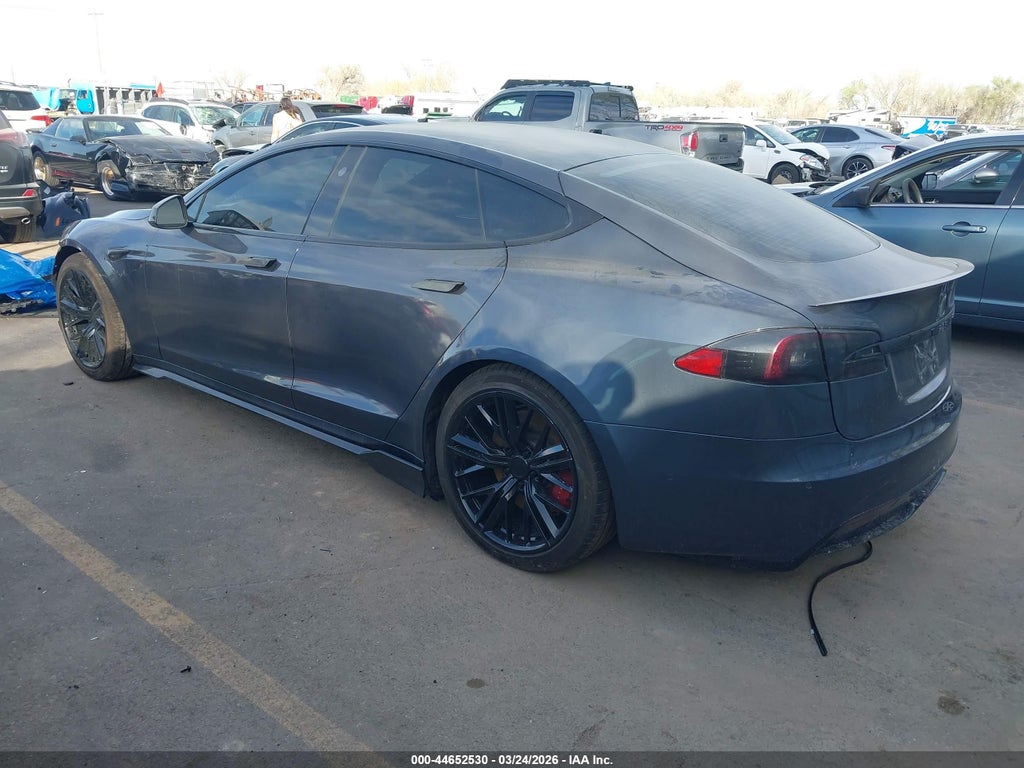 Tesla Model S 2021