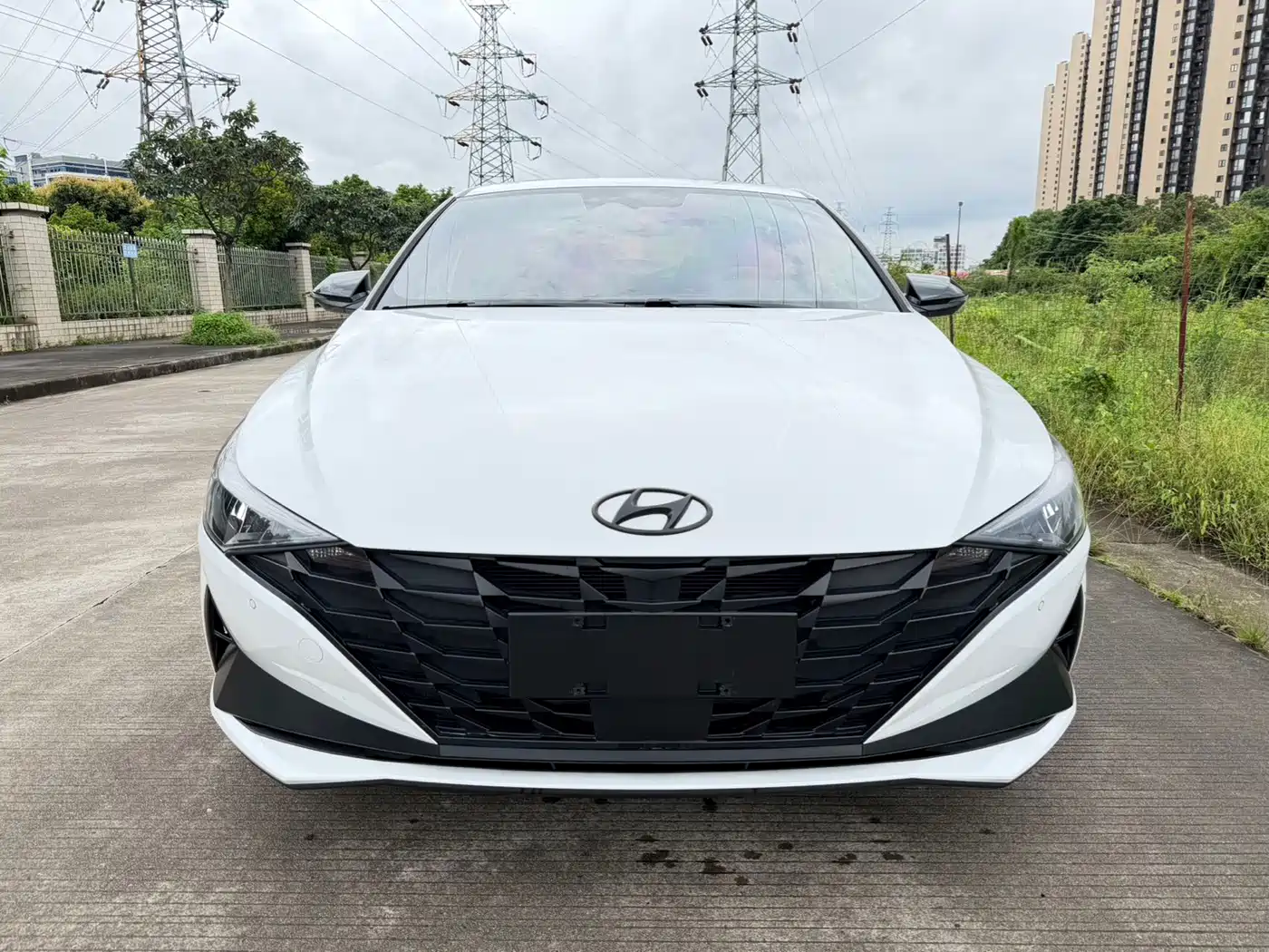 Hyundai Elantra 2023
