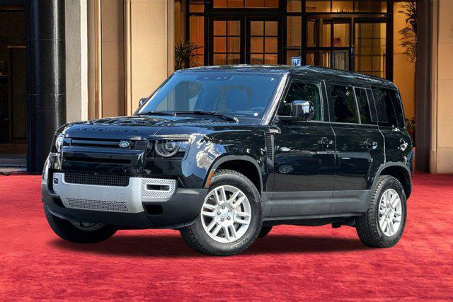 Land Rover Defender 2025