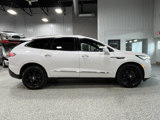 Buick Enclave 2023