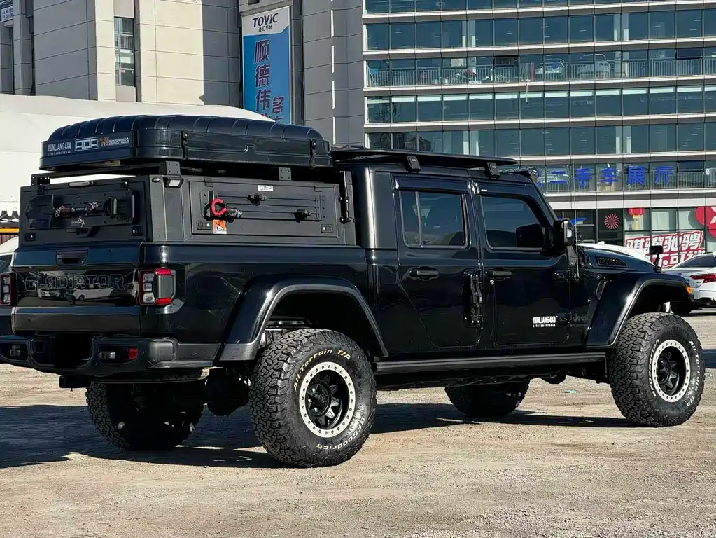 Jeep Gladiator 2023