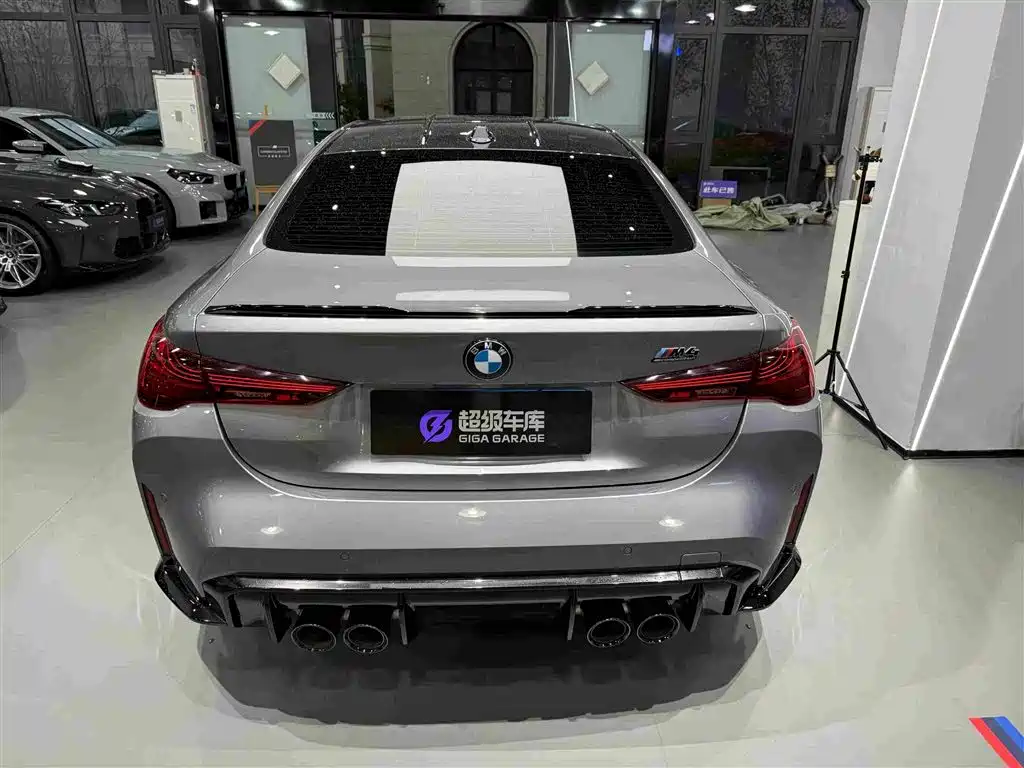 BMW M4 2024