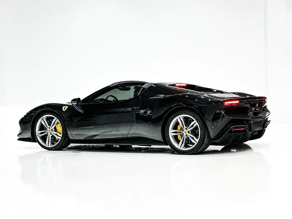 Ferrari 296 2024