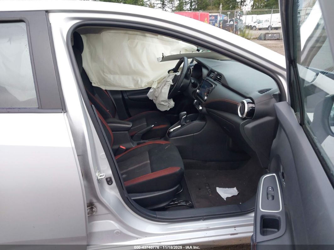 Nissan Versa 2024