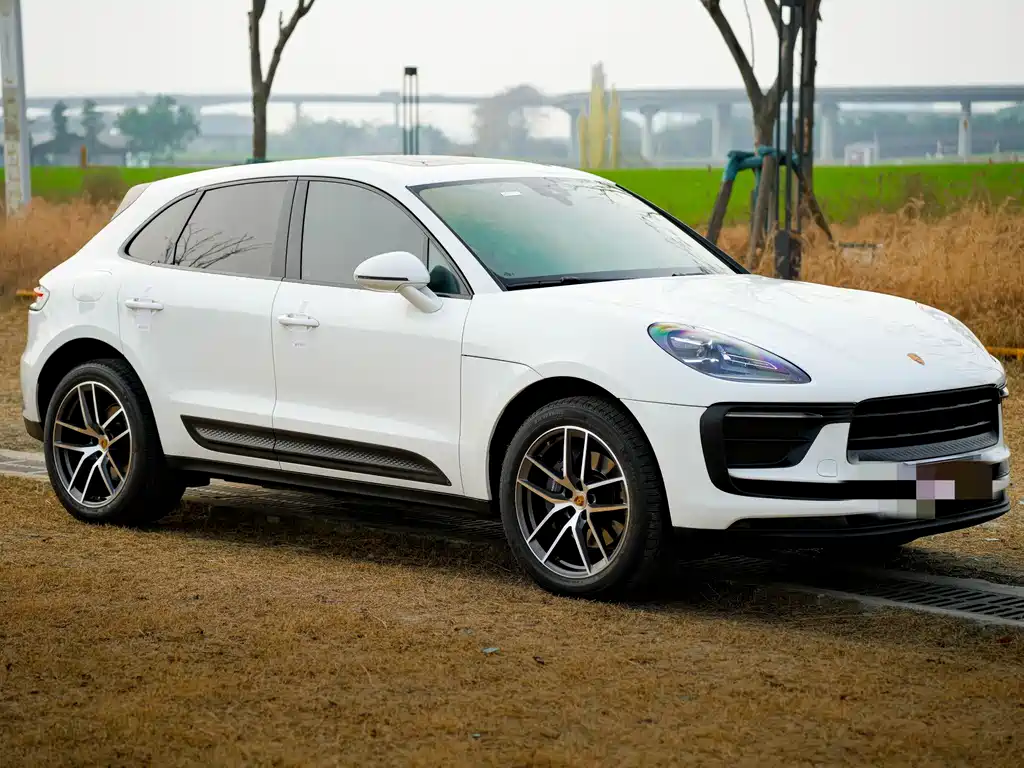 Porsche Macan 2022
