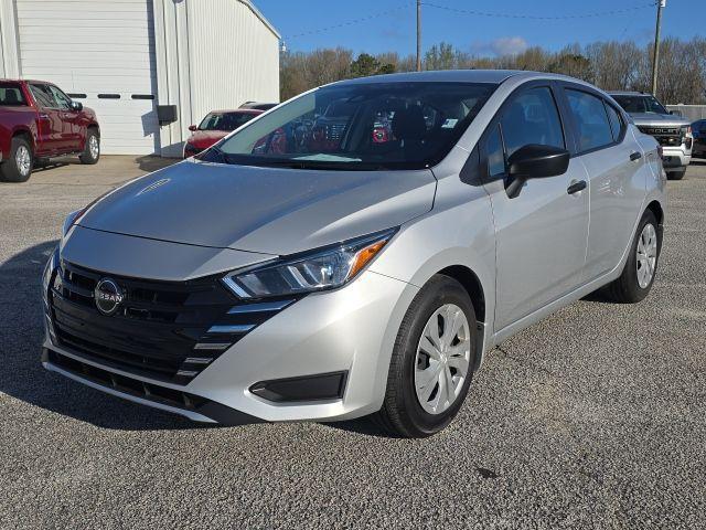 Nissan Versa 2024