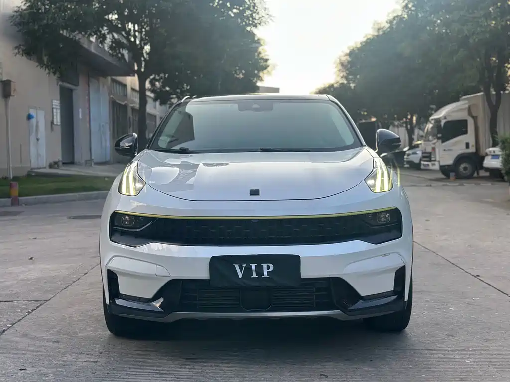 Lynk & Co 05 2020