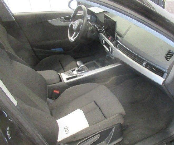 Audi A4 2023
