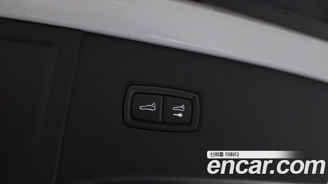 Porsche Cayenne 2023