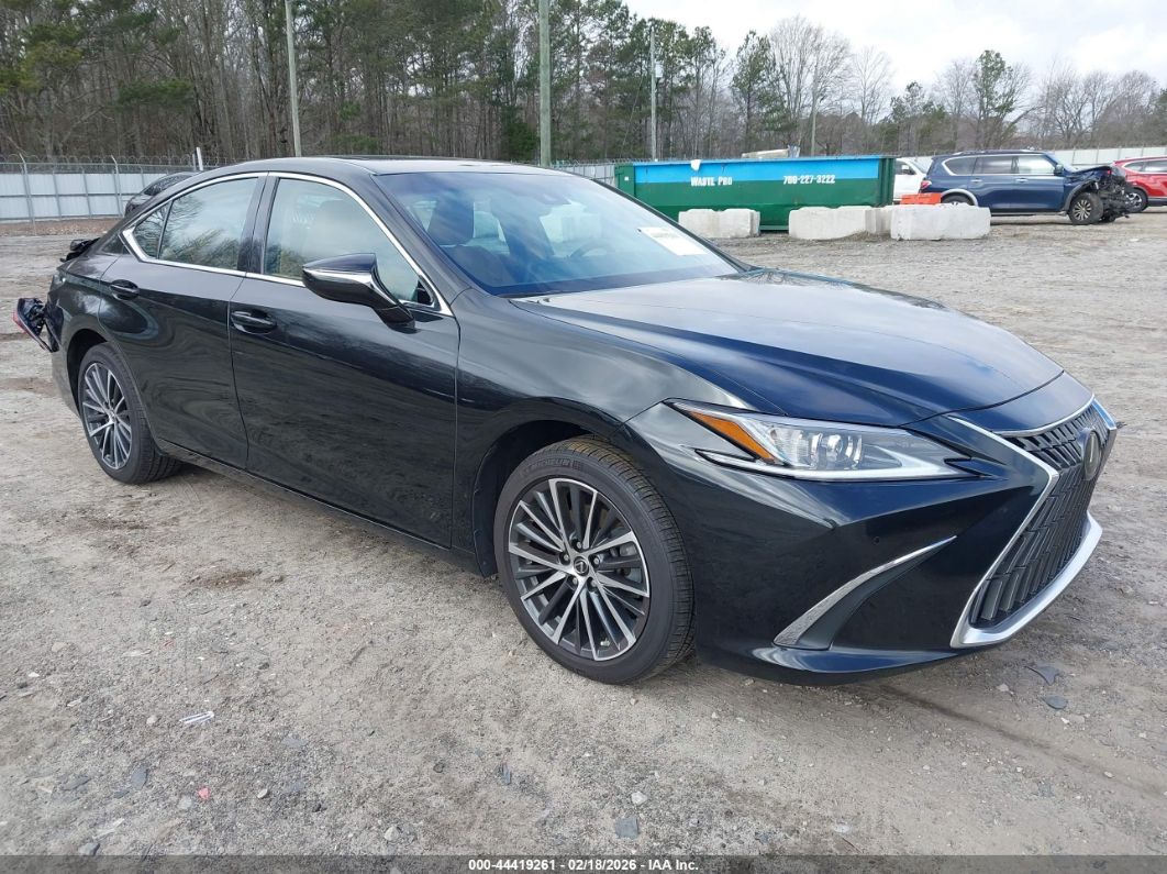 Lexus ES 2023