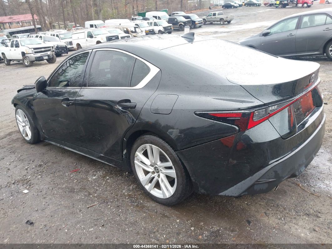 Lexus IS 300 2021