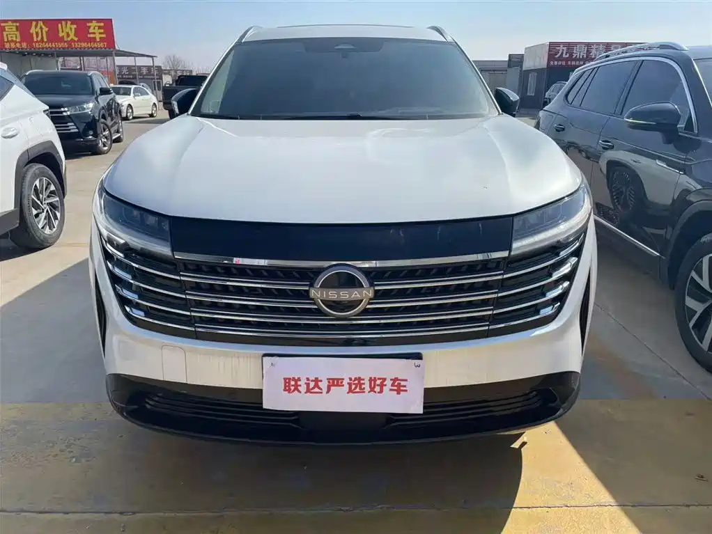 Nissan Pathfinder 2024