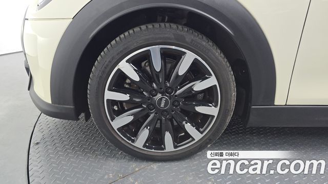 Mini COOPER 2021
