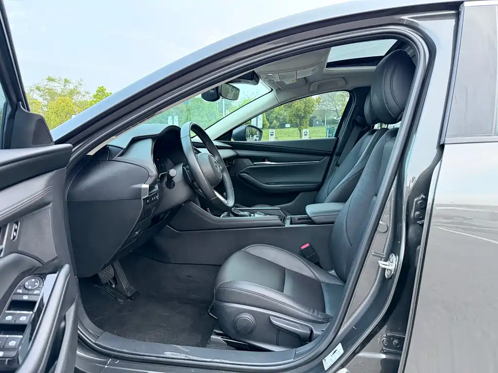 Mazda 3 2021