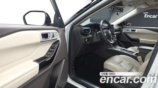Ford Explorer 2022