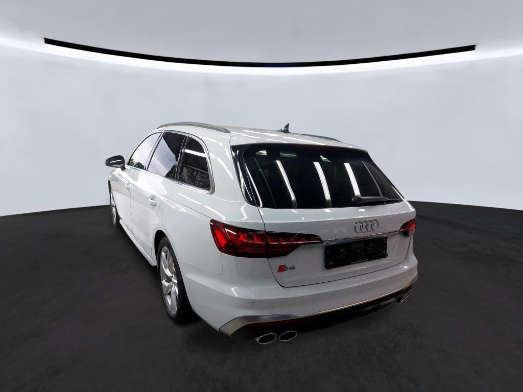 Audi S4 2023