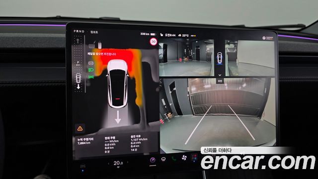 Tesla Model Y 2025