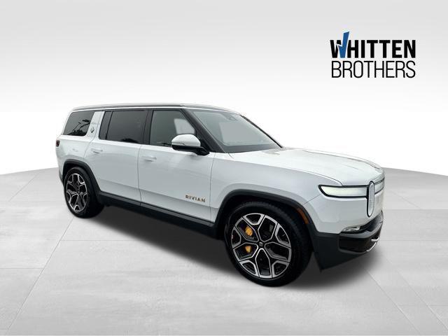 Rivian R1S 2022