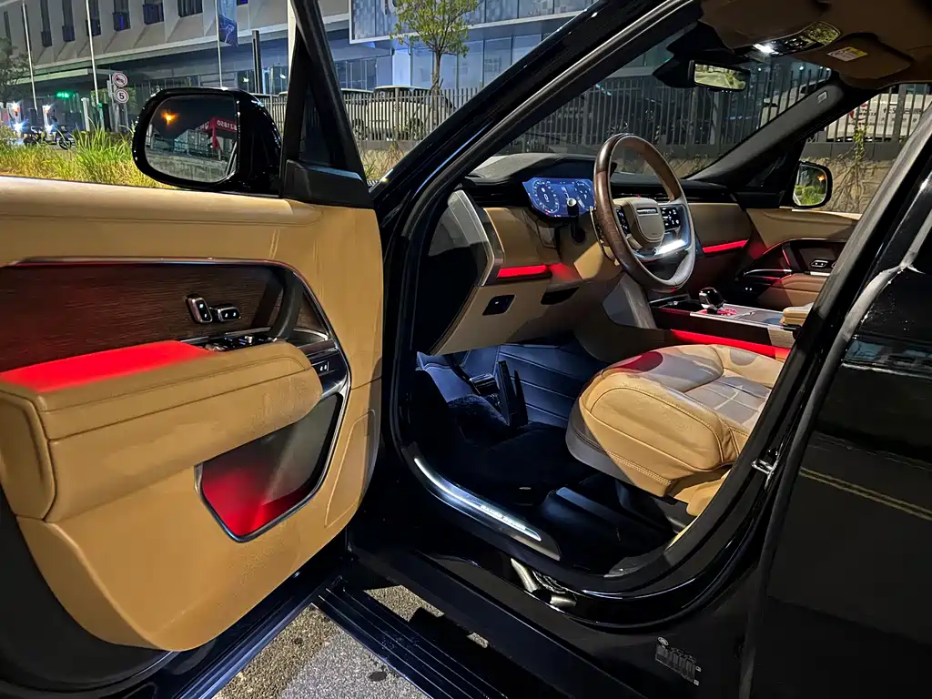 Land Rover Range Rover 2024