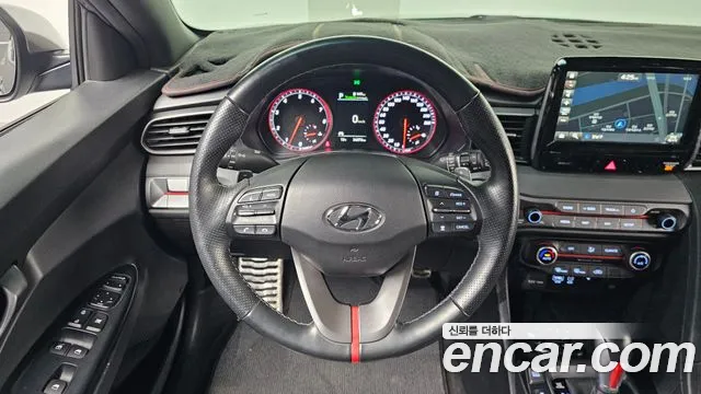 Hyundai Veloster 2020