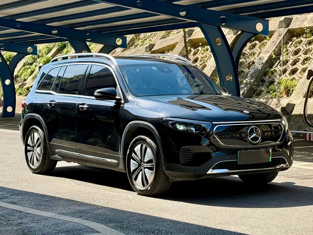 Mercedes-Benz EQB 2023