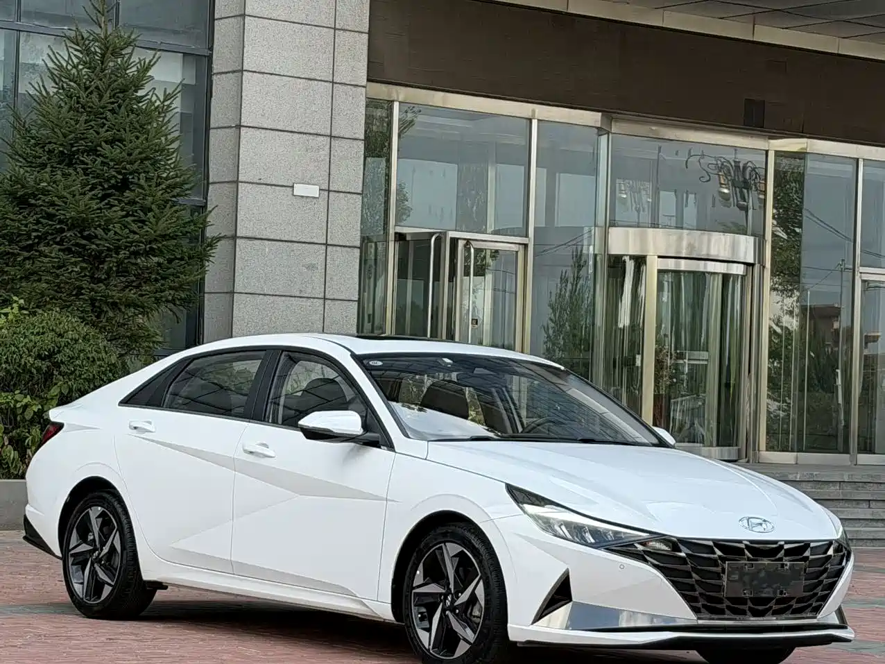 Hyundai Elantra 2022
